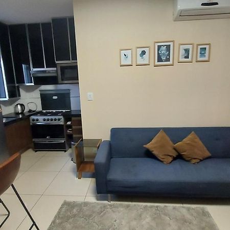 Hermoso Y Unico Apartamento Moderno, En Pleno Centro De Santa Cruz, Con Netflix Wi-Fi De 60 Mb, Estacionamiento Gratis Y Ac En Todos Los Ambientes ซานตาครูซเดอลาเซียร์รา ภายนอก รูปภาพ