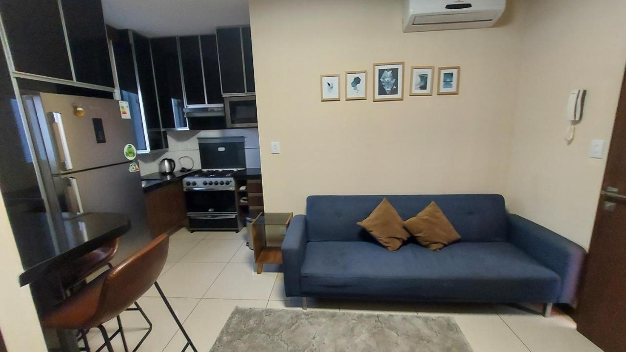 Hermoso Y Unico Apartamento Moderno, En Pleno Centro De Santa Cruz, Con Netflix Wi-Fi De 60 Mb, Estacionamiento Gratis Y Ac En Todos Los Ambientes ซานตาครูซเดอลาเซียร์รา ภายนอก รูปภาพ