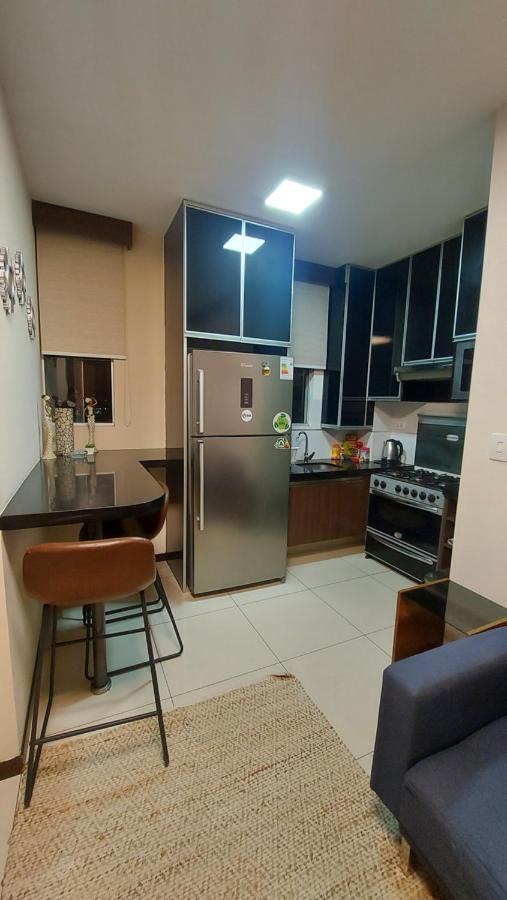 Hermoso Y Unico Apartamento Moderno, En Pleno Centro De Santa Cruz, Con Netflix Wi-Fi De 60 Mb, Estacionamiento Gratis Y Ac En Todos Los Ambientes ซานตาครูซเดอลาเซียร์รา ภายนอก รูปภาพ